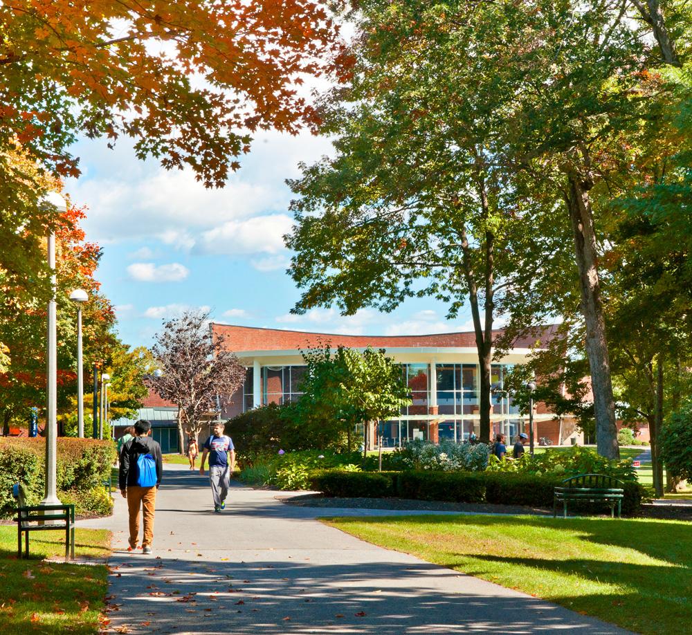 秋天的大学校园